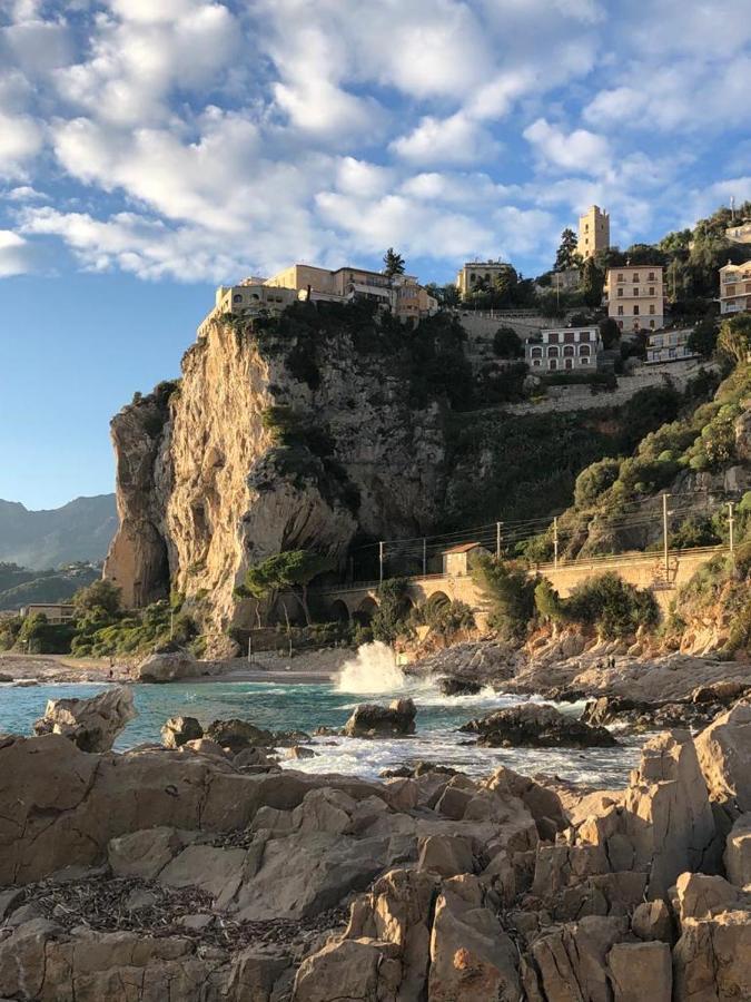 Amore A Prima Vista !! Mortola Mortola Superiore Esterno foto